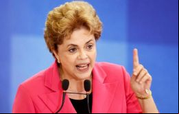 En un acto la presidenta cargó en forma directa contra Temer, a quien se refirió que ahora usan la farsa de la filtración para difundir la orden del golpe.