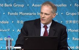 Por los desequilibrios macroeconómicos, claramente la situación no es sostenible en el mediano plazo, dijo el director del FMI Alejandro Werner.