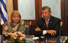 Malcorra, Muñoz y Nin Novoa exhortan a gobierno, Asamblea Nacional y todas las fuerzas políticas al diálogo y se ofrecen para la tarea del reencuentro nacional 