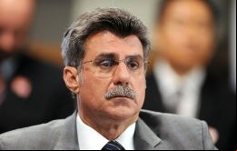 Todo comenzó cuando Folha de San Pablo publicó la trascripción del diálogo de  Jucá donde propone un pacto de la clase política para evitar la sangría de Petrobras 