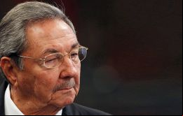 Castro reafirmó apoyo “al gobierno legítimo del presidente Maduro y la Revolución Bolivariana”, que “enfrentan con firmeza la guerra económica y mediática”