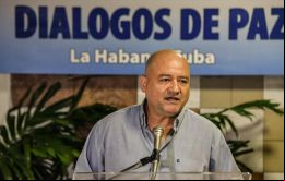 Colombia y FARC-EP ”informamos a la opinión pública que hemos llegado con éxito al acuerdo para el cese el fuego y de hostilidades bilateral y definitivo”