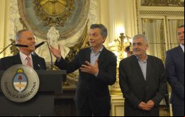 El anuncio fue realizado en Casa Rosada en un acto encabezado por el presidente Macri, los hermanos Bulgheroni y los gobernadores de las provincias