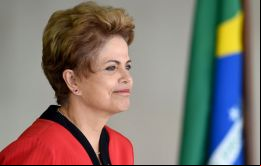 Rousseff irá personalmente al Senado el 29 de agosto para defenderse durante el juicio de destitución que dejó su mandato al borde del abismo. 