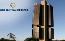 Para 2017, los economistas prevén que el PIB se eleve a un crecimiento del 1,2%, frente al del 1,1% de ocho días atrás. Brasil en 2015 se contrajo 3,8%
