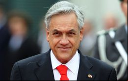 Piñera dijo que hay que cambiar la forma de financiar las FF.AA. pues aplicar un 10% de impuesto a las ventas de Codelco la pone en una situación de desventaja