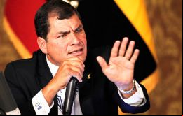 Ya no hay cuartelazos para sustituir a gobernantes, sino que ahora hay golpes de corte, golpes judiciales para socavar a los grupos progresistas, según Correa