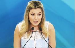 Marcela de 33 años y madre de Michelzinho, ofreció su primer discurso en el Palacio del Planalto como embajadora del programa Niños felices