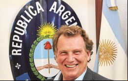 El representante argentino en Londres consideró que para nada el Reino Unido vetó a Malcorra por su condición de argentina