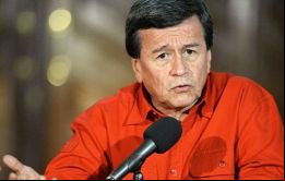 ”Las delegaciones del gobierno y el ELN hemos acordado instalar el 27 de octubre en Quito, la mesa pública de conversaciones”, señaló en Caracas Pablo Beltrán