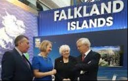 Recibimos en el stand de las Falklands las visitas de altas figuras del partido conservador incluyendo la de los secretarios de Defensa y del Brexit. 
