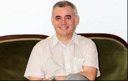 India es un polo de atracción comercial es interesa a todos. Es fuerte importador de materias primas mineras, agrícolas y pesqueros, dijo Jaime González .