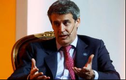 El ministro de Hacienda Prat Gay itió dijo que la inflación minorista de agosto, septiembre y octubre estuvo fuertemente influenciadas por la tarifa de gas.