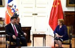 Michelle Bachelet se entrevista con el líder Xi Jingping en La Moneda para seguir avanzando en acuerdos comerciales