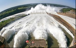 En cinco días Itaipú supera tres marcas en generación: la mejor marca propia y el récord mundial. La tercera se alcanzaría el miércoles 21 con 100 millones de MWh