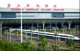 Esta semana China inauguró la mayor línea de alta velocidad este-oeste del país, entre las ciudades de Shanghai y Kunming, de 2.252 kilómetros de longitud.
