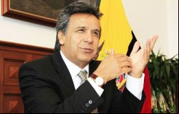 Una encuesta a fines de diciembre colocaba al candidato oficialista, el ex vicepresidente Lenín Moreno, en primer lugar en la intención de voto con 35,6%