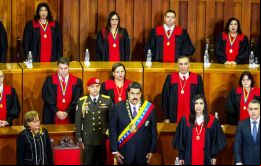 En un hecho sin precedentes Maduro acudió a rendir cuentas de su gestión al Tribunal Supremo de Justicia (TSJ)