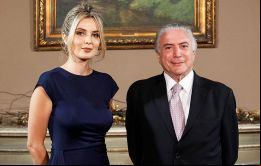 Temer que hasta hoy solo utilizaba la Alvorada para algunas comidas y reuniones, se trasladó junto con la primera dama, Marcela Temer, y su hijo