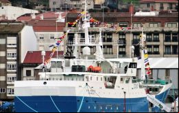El palangrero de última generación cuenta con las más modernas innovaciones tecnológicas en particular la propulsión eléctrica-diesel (Foto Victor Radio 74)  
