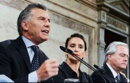 En su mensaje de una hora Macri hizo hincapié en la lucha contra la pobreza, la educación, los retos económicos y la transparencia