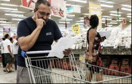 ”Está todo mal” y no hay una salida para la crisis, señala 84% de los indagados en el sondeo “El Brasileño y la Política”, publicado por el diario Estado de San Pablo.