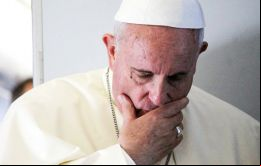 Ante unos 70 periodistas, Jorge Bergoglio lamentó la renuncia de Mary Collins, a la Comisión para la protección de menores creada por el Vaticano.