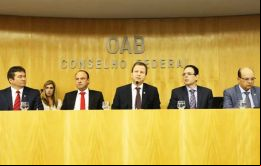 Temer recibió otro duro revés con la decisión, abrumadora, de la Orden de Abogados de Brasil (OAB) de presentar un pedido de juicio político para destituirlo