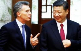 El presidente argentino Macri junto a su par Xi  Jinping durante la reciente visita a China 