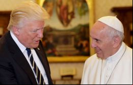 “Necesitamos paz”, itió en un momento del encuentro Trump, quien expresó efusivamente y varias veces su gratitud al Papa por la audiencia del miércoles.