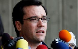 El tipo de cambio del llamado Dicom se ubicó en 2.010 bolívares por dólar, anunció Pedro Maldonado, directivo del Banco Central (BCV)