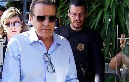 Alves fue diputado e integró el gabinete interino del presidente Michel Temer cuando éste asumió el gobierno en mayo de 2016. 