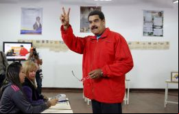 Argentina calificó de ilegal la votación y llamó a Nicolás Maduro a terminar con la represión a opositores y a restablecer el orden democrático en el país.