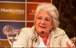 La Sen. Lucía Topolansky esposa del ex-presidente Mujica asumirá el cargo de Vice/presidente luego que Sendic renuncie ante la Asamblea General