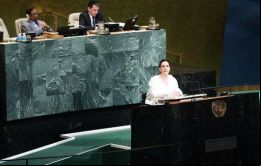 Queremos reiterar nuestros legítimos e imperceptibles derechos sobre las Islas Malvinas, Georgias del Sur y Sándwich del Sur