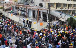 El derrumbe del colegio Enrique Rebsamen, situado en el sur de la Ciudad de México, es el principal punto de trabajo de los rescatistas. 