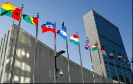 Los 193  de ONU aprobaron en setiembre de 2016 la Declaración de Nueva York con el propósito de mejorar la protección de migrantes y refugiados.