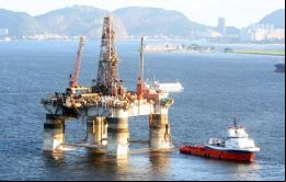 Se estima que Roncador contiene unos 10.000 millones de barriles de petróleo equivalente (bpe) y más de 1.000 millones de bpe en volúmenes recuperables
