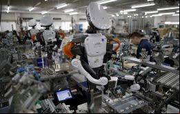 La confianza de la industria manufacturera en Japón también tocó un máximo en 11 años, según una encuesta publicada en diciembre por el Banco Central. 
