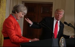 Trump espera mantener un encuentro bilateral con la premier May, en Davos, para fortalecer aún más la relación especial entre EE.UU. y el Reino Unido