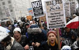 En Nueva York se estimó en unas 100.000 personas la multitud que inundó la ciudad, y en Los Ángeles, reivindicaron más de 400.000 participantes