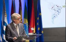 El ministro de Relaciones Exteriores de España, Alfonso Datis, dijo que la Unión Europea debe firmar el acuerdo con Mercosur y no dejar pasar la oportunidad