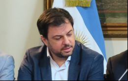 El diario El País de Madrid reveló que Díaz Gilligan era el único autorizado a mover una cuenta con fondos de 1.2 millones de dólares. 