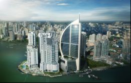 El lujoso edificio, con forma de vela de navegación ubicado en un sector exclusivo de Ciudad de Panamá, es el primero del magnate en América Latina. 