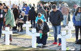 El cementerio militar argentino durante la reciente visita de familiares a las tumbas de aquellos combatientes cuyos restos fueran identificados 