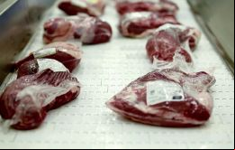 Marfrig acordó comprar una participación de 48% en National Beef por US$ 900 millones a Leucadia National, se informó este lunes