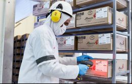 La firma brasileña Minerva Foods cuenta con 26 plantas industriales, 11 de ellas en Brasil, 6 en Paraguay, 5 en Argentina, 3 en Uruguay y 1 en Colombia.