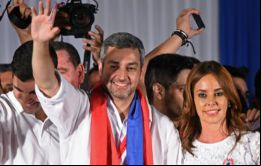 Tenemos que construir un país con responsabilidad y seriedad, es lo que espera de nosotros el pueblo paraguayo, dijo Mario Abdo Benítez en la sede del Partido Colorado