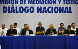 Cuando el episcopado aceptó mediar “dijimos que se debía ir a la raíz, para allanar el camino a la democratización”, sostuvo el obispo auxiliar de Managua, Silvio Báez. 