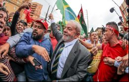 Según el sondeo de Datafolha, Lula (2003-2010) tiene el 30% de la intención de voto de los brasileños, a pesar de cumplir una pena de 12 años por corrupción